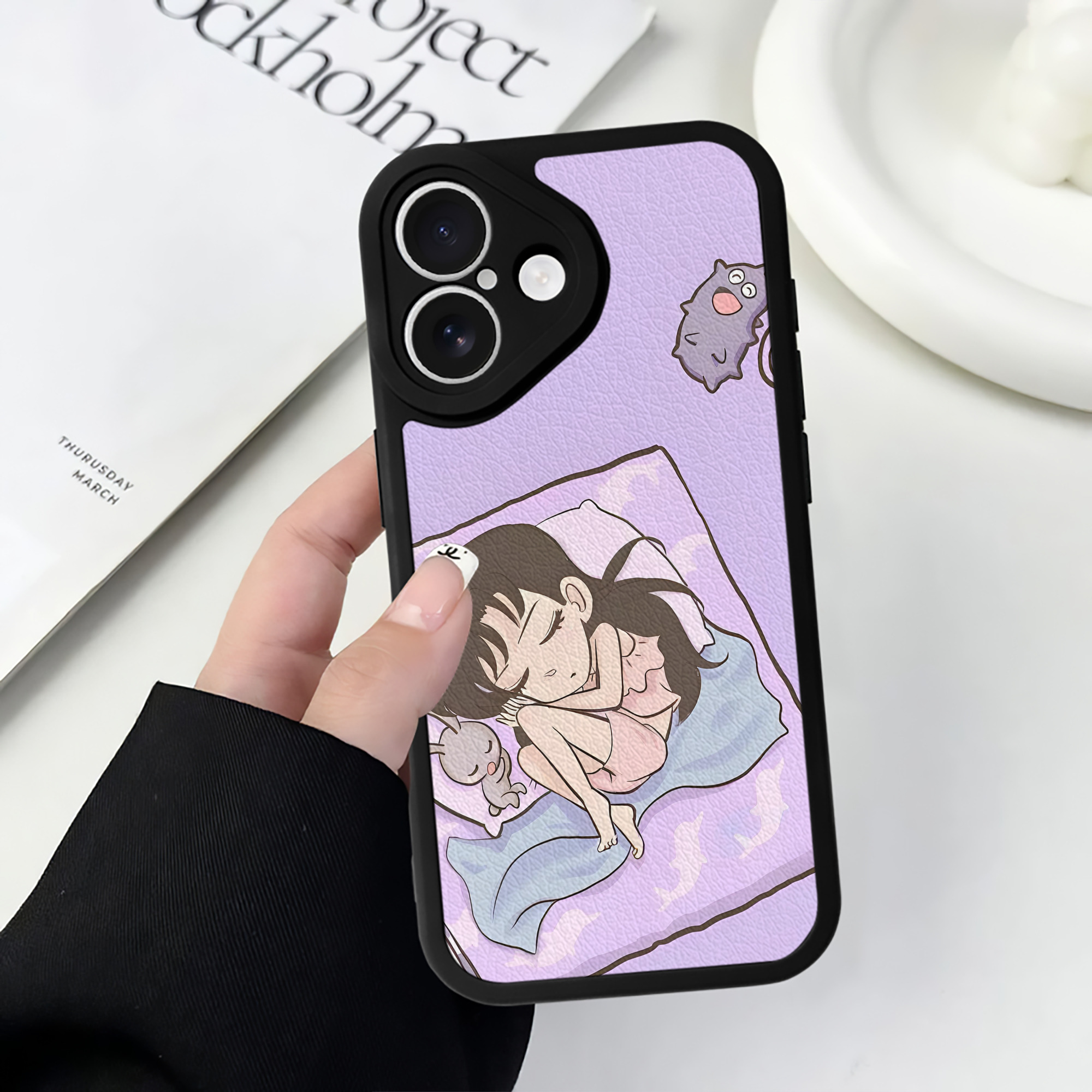 （画像用） 名探偵コナン Detective Conan 【iPhone 16シリーズ対応】シリコンスマホケース（レザー調） 材質：シリコン